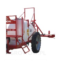 lisicki- opryskiwacz-ciagany-5.jpg